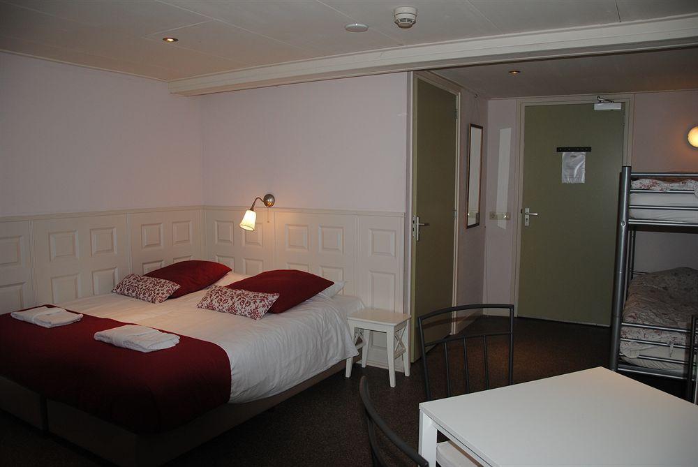 B&B Blauwestadhoeve Midwolda Exterior photo